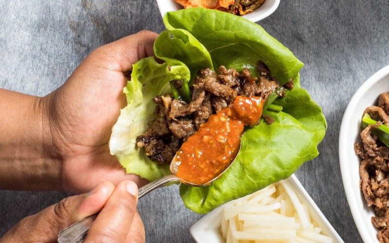 Kimchi và Bulgogi - Thực phẩm tiêu biểu của văn hoá ẩm thực Hàn Quốc
