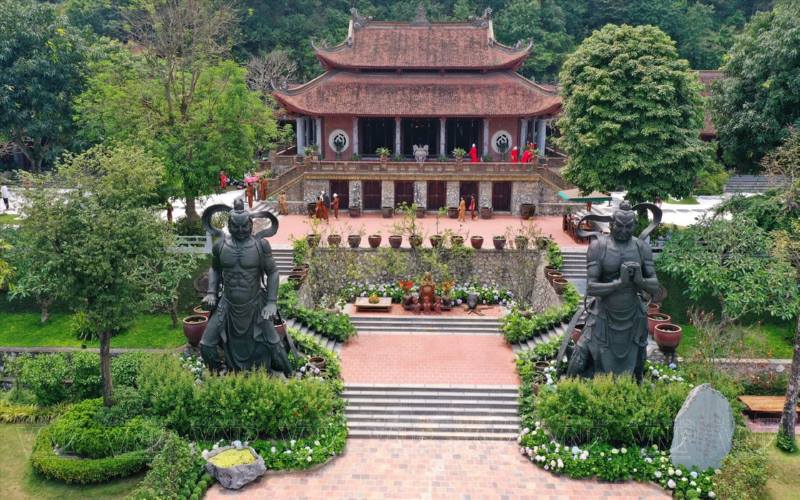 Địa Tạng Phi Lai Tự ngôi chùa đẹp cổ kính 