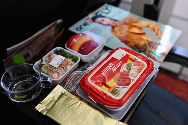 Nhiều hành khách đánh giá Vietjet Air có chất lượng đồ ăn tuyệt vời, đồ ăn đa dạng, hợp khẩu vị dù là ở hạng vé thường hay cao cấp.