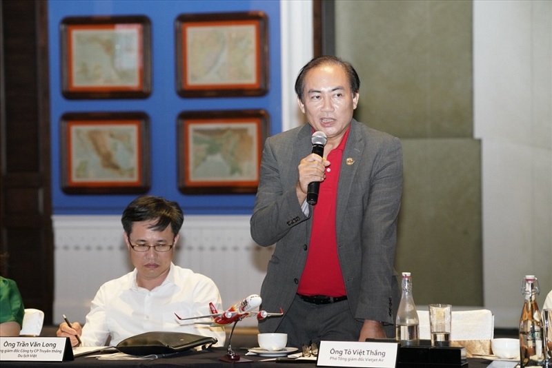 Ông Thắng được bầu làm Phó Tổng Giám đốc phụ trách điều hành văn phòng Vietjet từ năm 2014.