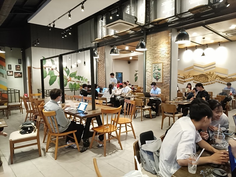 The Coffee House Cao Thắng - Cafe làm việc quận 3 mát mẻ.