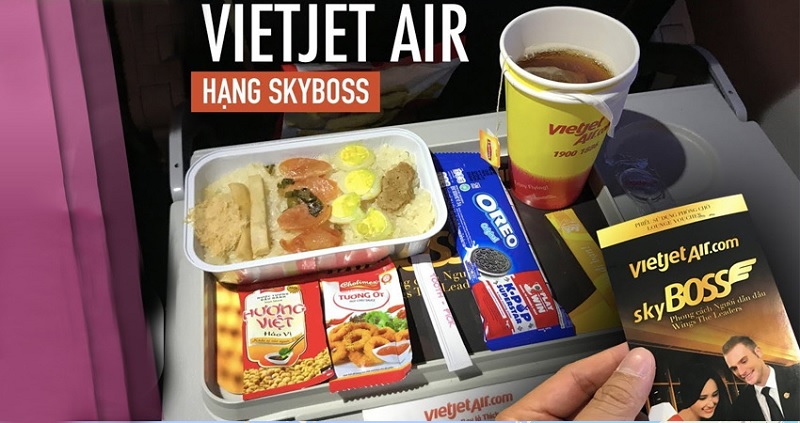 Sự khác nhau về đồ ăn trên máy bay Vietjet qua từng hạng vé.