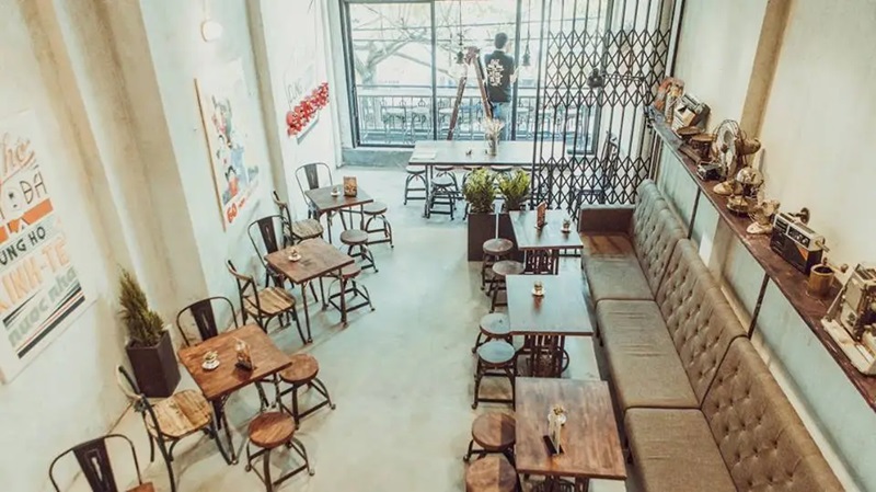 Đen Đá - Quán cafe yên tĩnh riêng tư ở Sài Gòn thích hợp cho học tập hoặc làm việc từ xa.
