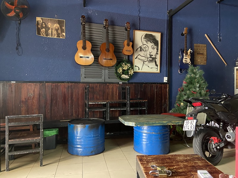 THE LAMBROs - Cafe Acoustic Phú Nhuận.