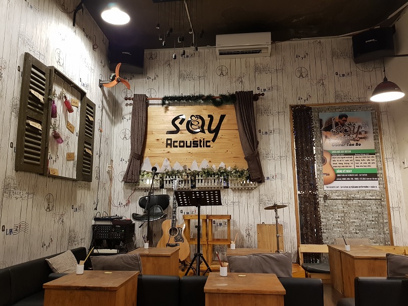Say - Quán cafe Acoustic quận 10 không gian ấm cúng.