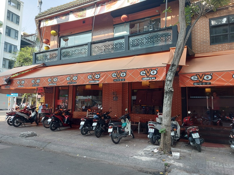 EVO - Quán cafe đường Nguyễn Trãi quận 5 phong cách Trung Hoa.