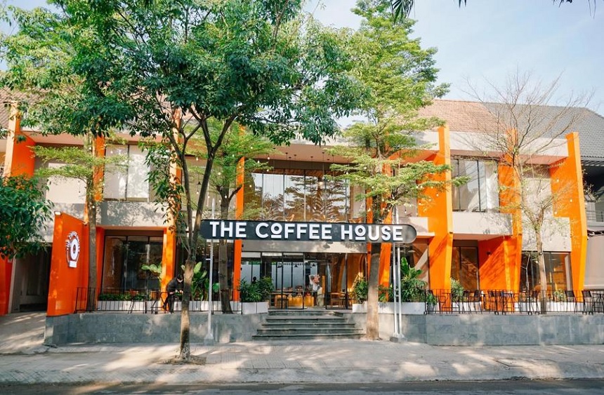 The Coffee House Tân Phú có mấy chi nhánh, địa chỉ chi tiết.