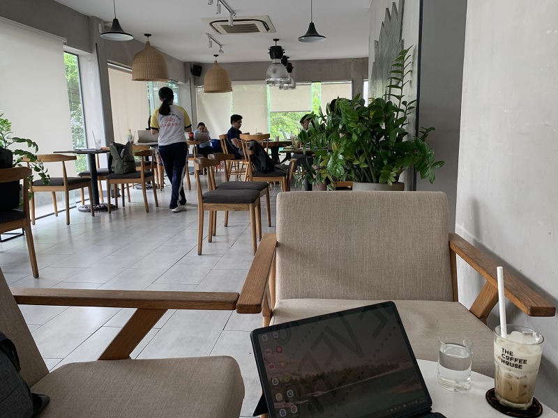 The Coffee House - Không gian quán cafe riêng tư ở Tân Phú.